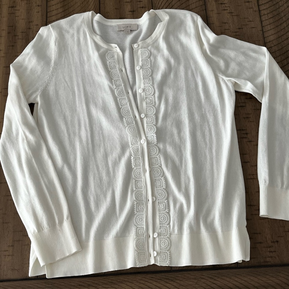 LOFT Women's Cream Button-Down Cardigan. Size medium